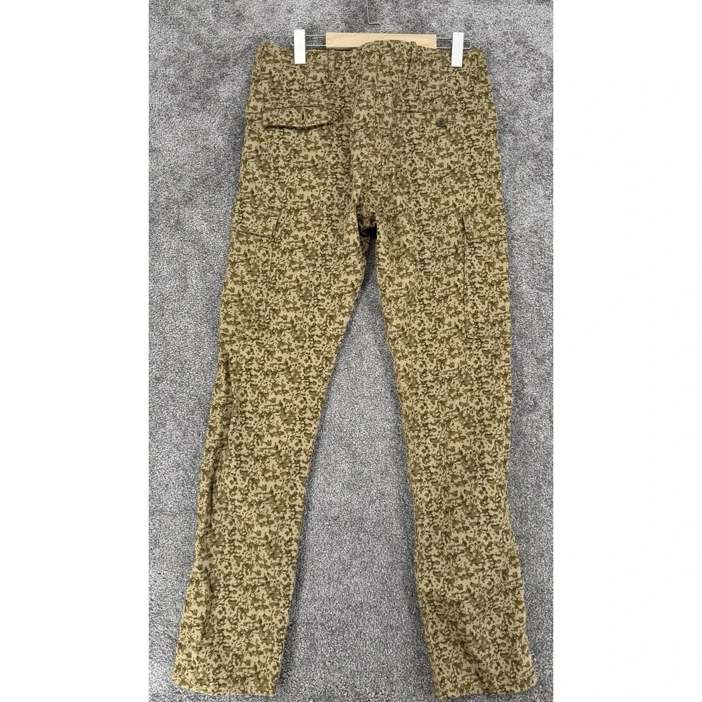 Mem's Slim Straight Camo Cargo Pants 32x34 Camouflage 13469-0005 Green